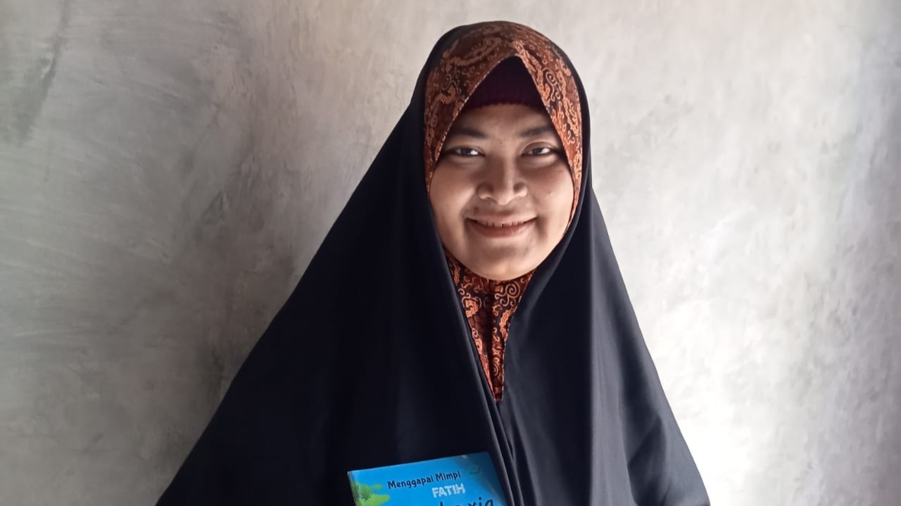 Aisah Oscar (Aktivis Muslimah Subang)